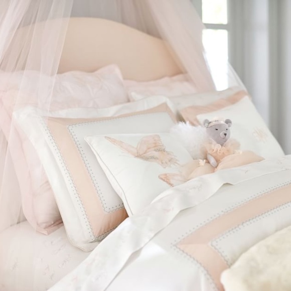 Pottery Barn Kids Monique Lhuillier Ethereal Butterfly Sateen Sheet Set - Picture 1 of 4